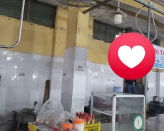 Cần chuyển nhượng quầy ăn uống tại chợ Non Nước, Hòa Hải. Nơi kinh doanh tốt. Sầm uất