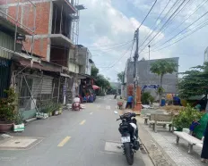 Đất bán đường Tỉnh Lộ 10, Quận Bình Tân, 4 x 17m, sổ riêng full thổ cư