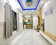 Bán gấp nhà 46m2 x 2 tầng đẹp, 3,69 tỷ nở hậu đẹp ở luôn. P Nguyen vãn Linh - Đà Nẵng