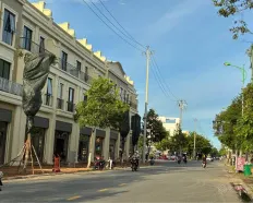 Chính chủ bán đất Huỳnh Thúc Kháng ngang 5m đối diện shophouse đường 10m vỉa hè 4m 109m