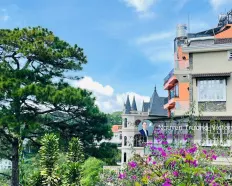 Chỉ hơn 16,X tỷ có đất xây khách sạn 16 x 20 mét, Đặng Thái Thân view thông vĩnh viễn tại Đà Lạt