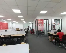 Chính chủ cho thuê văn phòng lầu 5, DT 100m2 mặt tiền đường Lê Quang Định
