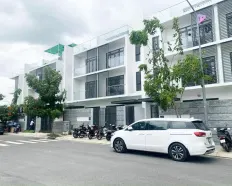 Cho thuê tòa nhà văn phòng mới An Phú An Khánh Q2 sàn trống suốt 4 tầng 500m2 phù hợp spa, showroom