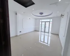 (Hợp tác môi giới) Cho thuê nhà 1 trệt 3 lầu tại Nguyễn Ảnh Thủ, Quận 12, triệu, 300 m2