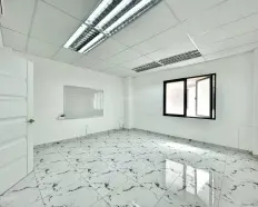 Văn phòng 25m2 có thang máy tại Vạn Phúc City. Giá chỉ 5,5 triệu/tháng