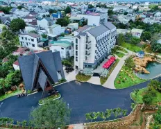 Khách sạn 3 sao - Trung tâm Bảo Lộc 6500m² (40 phòng kinh doanh) - Giá 150 tỷ