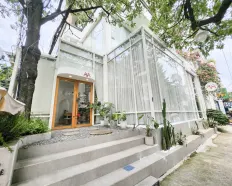 Cho thuê căn hoặc MT Nguyễn Gia Trí (D2), Q.BT. DT: 6x20m, trệt, 3 lầu giá: 45 triệu (siêu hiếm)