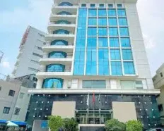 Cho thuê mặt bằng văn phòng 315m2 tòa nhà L'MAK The Venture 62 Trần Huy Liệu, giá tốt