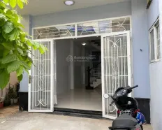 Cho thuê nhà mặt tiền thụt đường Nguyễn Thượng Hiền, Quận Bình Thạnh, gần chợ Cây Quéo 200m