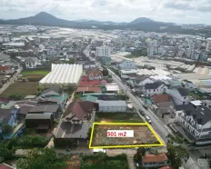 Lô đất 2 mặt tiền đường chính | cách hồ 3km | giá tốt khu vực