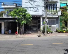 Nhà mặt tiền trung tâm thành phố