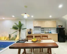 Chính chủ cần bán gấp villa sát biển Đà Nẵng đang cho thuê 40tr/tháng