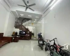 Cho thuê nhà ở Mỹ Đình, Đình Thôn 5 tầng, ô tô đỗ
