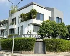Chị Thủy cho thuê nguyên căn nhà căn góc 2 mặt thoáng thiết kế hiện đại, gara, 3 lầu, 5 phòng lớn