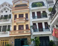 Cho thuê nhà nguyên căn tại Nguyễn Cảnh Dị, DT 55m*4 tầng, ô tô tải đỗ cửa ngày đêm, giá thuê 16tr