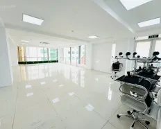 Cho thuê văn phòng đường Lê Trung Nghĩa phường Bảy Hiền TPHCM 75m2 giá 16tr/tháng sàn mới view đẹp