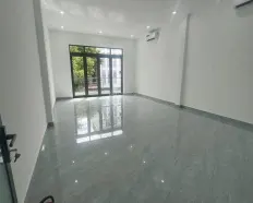 Cho thuê nhà 2,5 tầng mặt tiền Mai Hắc Đế, gần Cầu Rồng Sơn Trà