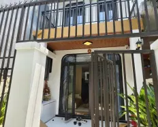 Bán rẻ 4.19 tỷ nhà 2 tầng x 66m2 full nội thất xịn, sát Nguyễn Văn Linh, gần cầu Rồng, cho thuê dễ
