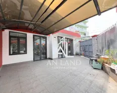 Chị Linh cho thuê nhà 150m2 căn góc 2 mặt tiền sân vườn rộng 2 tầng 2 phòng thoáng mát sạch sẽ