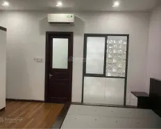 Cho thuê nhà 3 tầng đẹp 6 PN mặt tiền Đoàn Khuê khu Nam Việt Á