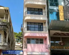 Cho thuê nhà góc 2 mặt tiền 24A Lê Thị Riêng Phường Bến Thành Quận 1