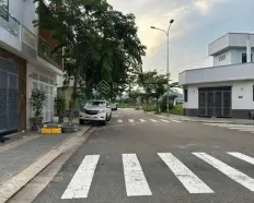Hiếm có! Lô góc MT Tân Thái 6, đường 5m5, gần biển