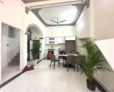 Cho thuê nhà trọ tại Hoàng Hoa Thám, Ba Đình - Ô tô đỗ cửa