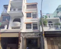 Cho thuê nhà ngay mặt tiền Vĩnh Viễn Quận 10