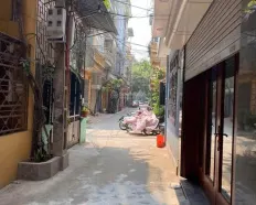 Cho thuê nhà 4 tầng phố Ngụy Như Kon Tum gần ô tô