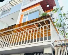 Mình chính chủ cần bán nhà 3 tầng kiệt Lý Tự Trọng, Phường Thạch Thang, Quận Hải Châu, Đà Nẵng.