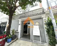 Nhà riêng cho thuê khu APAK, 6*16m, 1 trệt, 2 lầu, sân trước sân sau, 4PN - 4WC, 42tr/tháng