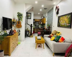 Cho thuê nhà full nội thất 1 trệt 1 lầu 2PN 2WC hẻm 645 Trần Xuân Soạn