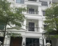 Cho thuê nhà riêng Đại Mỗ. DT 115m2, 5 tầng thang máy, có điều hòa, nội thất. Phù hợp các mô hình