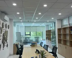 Chính chủ cho thuê văn phòng 50m2 đẹp mặt tiền đường Bạch Đằng Tân Bình, view công viên thoáng mát