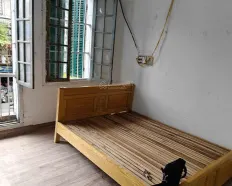 Chính chủ cho thuê nhà 26m2 ở 52 Hàng Đậu, Phường Ba Đình, giá 3,5 tr/tháng