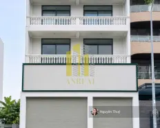Cho thuê toà nhà đường Trần Não, hầm 3 lầu, giá 80 triệu/tháng