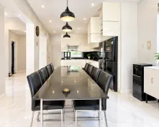 Cho thuê biệt thự 4,5 tầng - khu phố Quảng An Tô Ngọc Vân, Tây Hồ, Hà Nội: 0981 222