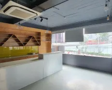 Cho thuê văn phòng phố nguyễn chí thanh,đống đa,hà nội,dtsd 160m2,thông sàn,giá 40tr/tháng,mới đẹp