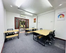 Lô góc! Cho thuê nhà Trung Kính, 60m2, 5T, ô tô tránh, 60m2, 5T, setup VP sẵn.