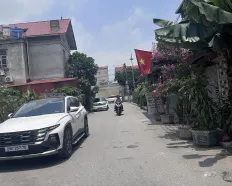 Hơn 2 tỷ trục chính kinh doanh ô tô tránh nhau, mặt tiền rộng 0788 335