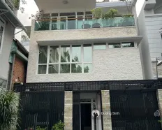 Cho thuê nhà nguyên căn đường Nguyễn Minh Hoàng, Khu K300. DT: 8x20m. 1 trệt 2 lầu. Sẵn máy lạnh