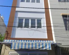 Cho thuê nhà nguyên căn 1 trệt 3 lầu đường 827, Phú Hữu, TP. Thủ Đức, giá chỉ 10 triệu/tháng