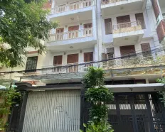 Cho thuê nhà Nguyễn Hoàng Tôn, cạnh Hồ Tây. DT 100m2, 5 tầng, thang máy. Phù hợp các mô hình