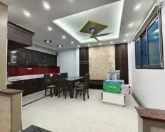 Cho thuê nhà ngõ 80 Nhân Hòa ( ngõ bagac cách Oto tránh 10m) 50m2x5Tầng, giá 18.5tr/th