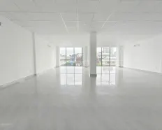 Cho thuê 150m2 sàn văn phòng MT Lý Thường Kiệt, P9, Q Tân Bình. DT 8x19m. Giá 25tr/th bao gồm PQL.