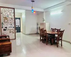 Cho thuê nhà nguyên căn đường An Dương Vương - Mỹ An - Ngũ Hành Sơn - DT: 100m2, dts: 240m2