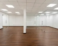 Cho thuê 140m2 MB làm VP tầng trệt. Giá 45 triệu/tháng MT đường Pasteur, P Xuân Hòa. DT 12x12m.