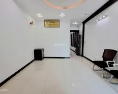 Cho thuê NP 6PN, 5WC, 268m2, giá tốt tại Bùi Tá Hán, Q2, HCM
