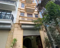 Cho thuê nhà TĐC Xóm Lò - Vỉa hè - Kinh doanh - Văn phòng. DT:60m2, MT:5m, 5 tầng. Giá: 12tr/tháng.