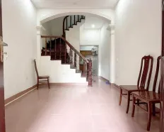 Cho thuê nhà Hàm Nghi 50m x 4T, full điều hoà bếp, giá 14tr, ô tô qua nhà